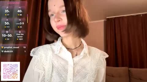 Molly online show from October 25, 2025, 7:30 pm