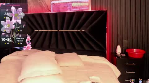 Snapshot of giiabloom chatting on February 13, 2025, 10:12 am giia online show from February 13, 2025, 10:12 am