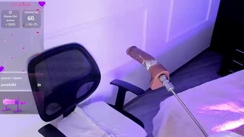 Snapshot of giiabloom chatting on February 26, 2025, 8:26 am giia online show from February 26, 2025, 8:26 am