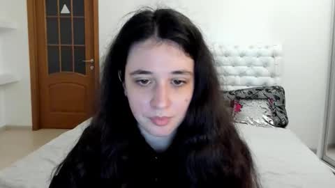 Snapshot of ginablum chatting on October 25, 2025, 9:06 am Kate online show from October 25, 2025, 9:06 am