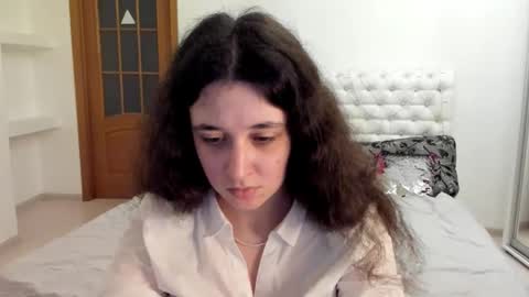 Snapshot of ginablum chatting on November 2, 2025, 9:22 am Kate online show from November 2, 2025, 9:22 am