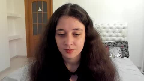 Snapshot of ginablum chatting on November 3, 2025, 9:21 am Kate online show from November 3, 2025, 9:21 am