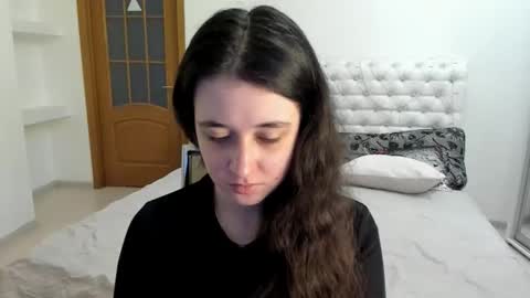 Snapshot of ginablum chatting on November 24, 2025, 8:58 am Kate online show from November 24, 2025, 8:58 am