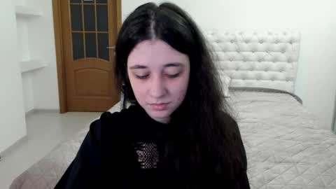 Snapshot of ginablum chatting on November 28, 2025, 9:01 am Kate online show from November 28, 2025, 9:01 am