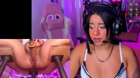 Snapshot of ginakurt_ chatting on October 29, 2025, 4:04 am Gina online show from October 29, 2025, 4:04 am