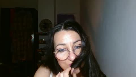 Snapshot of ginaoneon chatting on December 22, 2024, 11:31 pm GinaONeon online show from December 22, 2024, 11:31 pm