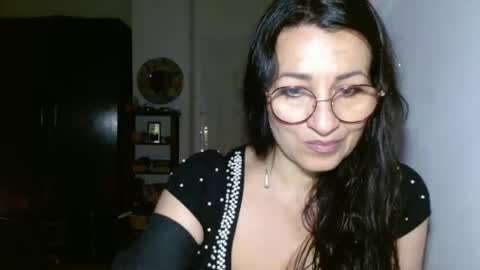 Snapshot of ginaoneon chatting on March 3, 2025, 9:05 pm GinaONeon online show from March 3, 2025, 9:05 pm
