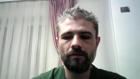 Snapshot of gindrie chatting on January 19, 2025, 3:39 am Gabriel online show from January 19, 2025, 3:39 am