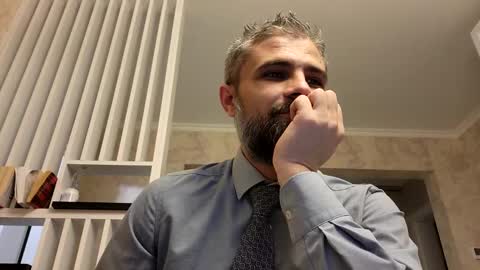 Snapshot of gindrie chatting on February 19, 2025, 5:16 pm Gabriel online show from February 19, 2025, 5:16 pm