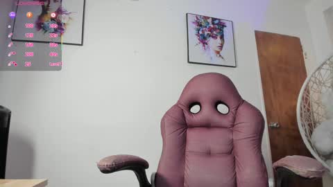 Snapshot of ginebra_ness chatting on February 7, 2025, 7:06 pm Ginebra Ness online show from February 7, 2025, 7:06 pm