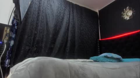 Snapshot of ginger_amarett chatting on December 17, 2024, 7:04 pm Miss online show from December 17, 2024, 7:04 pm