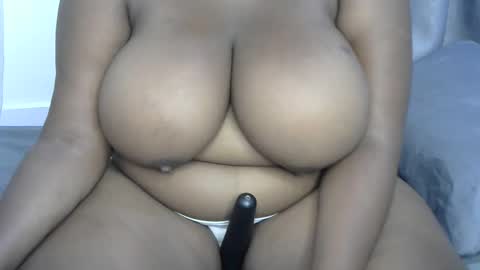 Snapshot of ginger_babes1 chatting on October 17, 2025, 7:22 am ginger_babes1 online show from October 17, 2025, 7:22 am