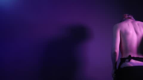        im expecting 350 thumbs up on my altar   online show from December 31, 2024, 1:15 am