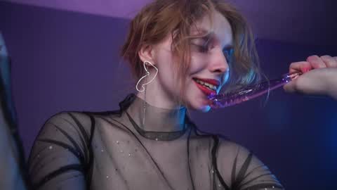        im expecting 350 thumbs up on my altar   online show from February 3, 2025, 1:09 am