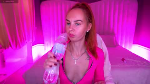 GinegerGazee online show from November 11, 2025, 7:41 am