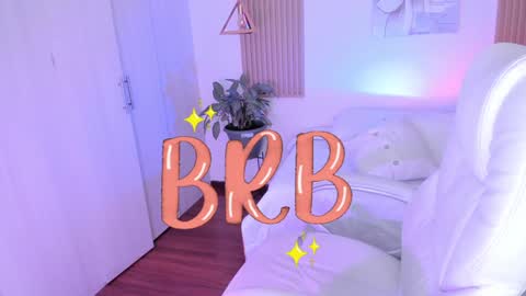 Snapshot of ginnywett chatting on January 17, 2025, 5:41 pm Kendall online show from January 17, 2025, 5:41 pm