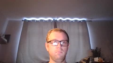 Snapshot of ginwood chatting on October 11, 2025, 4:49 pm ginwood online show from October 11, 2025, 4:49 pm