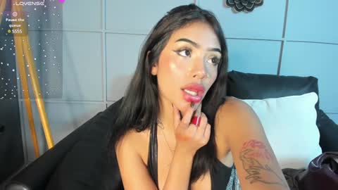 Giovanna  online show from February 3, 2025, 5:07 am