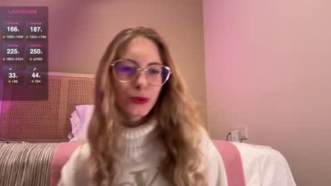 Snapshot of girl_i_am chatting on December 25, 2024, 8:17 pm Nikki online show from December 25, 2024, 8:17 pm