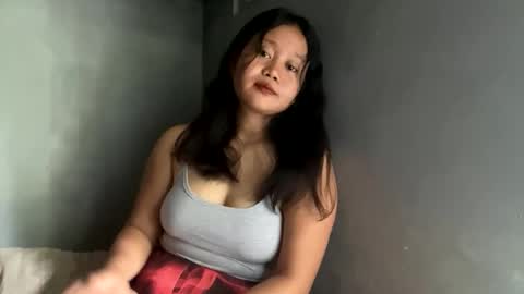 Snapshot of girl_kylax chatting on October 25, 2025, 5:15 am ilove play tab and dirty online show from October 25, 2025, 5:15 am