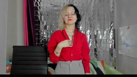 Snapshot of girl_next_doorr chatting on January 29, 2025, 12:45 pm girl_next_doorr online show from January 29, 2025, 12:45 pm
