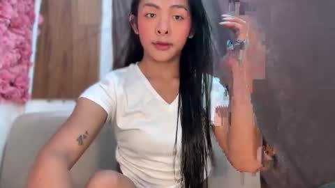 queen ronna online show from October 13, 2025, 5:18 am