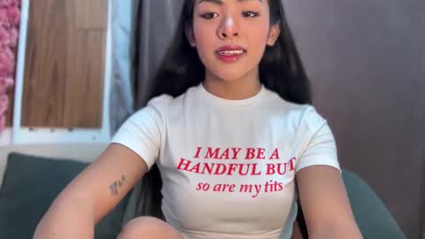 queen ronna online show from October 21, 2025, 5:35 pm