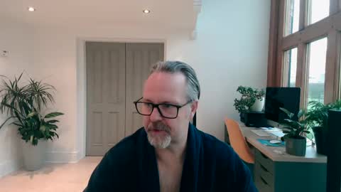 Snapshot of girlsandbikes chatting on December 12, 2024, 9:08 am girlsandbikes online show from December 12, 2024, 9:08 am