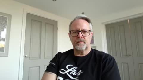 Snapshot of girlsandbikes chatting on November 21, 2025, 11:31 am girlsandbikes online show from November 21, 2025, 11:31 am