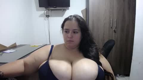 Snapshot of girlspleasure69x chatting on February 24, 2025, 12:37 pm Ela online show from February 24, 2025, 12:37 pm