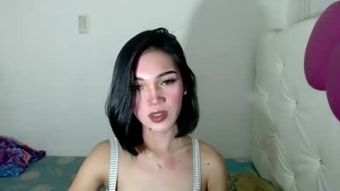 Snapshot of girlthatyouwantxx chatting on September 10, 2025, 6:46 am Divine online show from September 10, 2025, 6:46 am