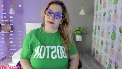 Snapshot of gisela27 chatting on January 22, 2025, 2:48 am Gisella online show from January 22, 2025, 2:48 am