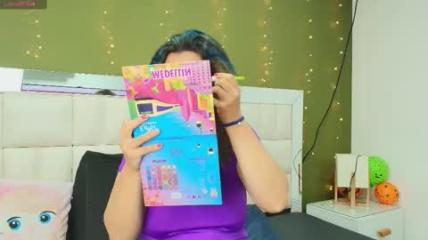 Snapshot of gisell_gomez chatting on October 25, 2025, 12:13 pm Gisell online show from October 25, 2025, 12:13 pm