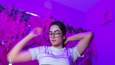 gisell_squirt online show from October 14, 2025, 12:50 pm