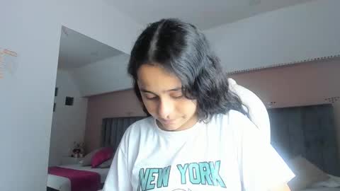 Snapshot of giselle_roldan chatting on September 26, 2025, 4:05 am GISELLE ROLDAN online show from September 26, 2025, 4:05 am