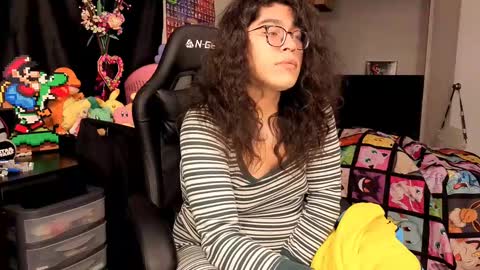 glaceon9 online show from September 28, 2025, 5:57 am