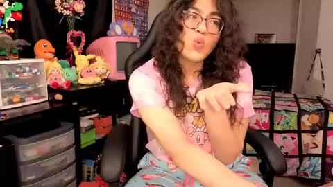 glaceon9 online show from September 29, 2025, 2:11 pm