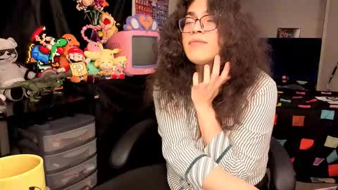 glaceon9 online show from October 27, 2025, 10:25 pm