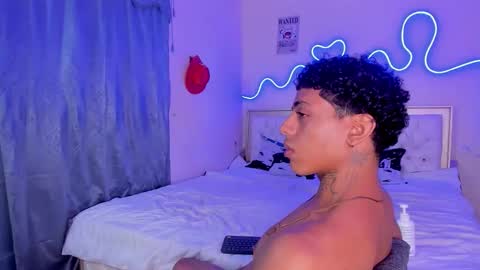 Snapshot of glader_guy chatting on October 4, 2025, 10:52 pm only for you bby  online show from October 4, 2025, 10:52 pm