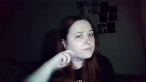 glamour_rebel online show from December 15, 2025, 11:36 am