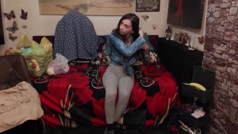 Glamourhottie online show from November 7, 2025, 9:09 am