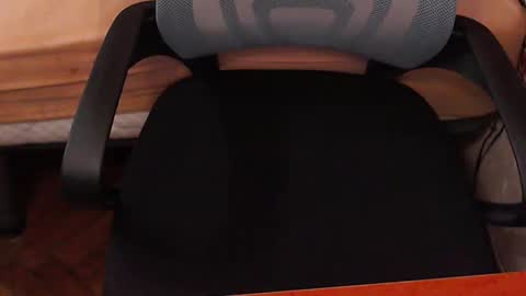 glebryba online show from September 30, 2025, 5:29 pm