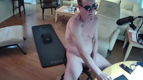 glennbitch online show from December 6, 2024, 8:18 pm