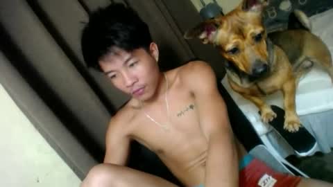 glenndou_daxs online show from October 22, 2025, 8:58 am