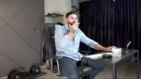 Matthew .. for short call me Matt online show from December 23, 2024, 2:24 am