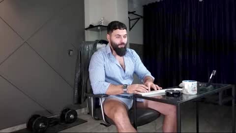 Matthew .. for short call me Matt online show from December 23, 2024, 5:28 am