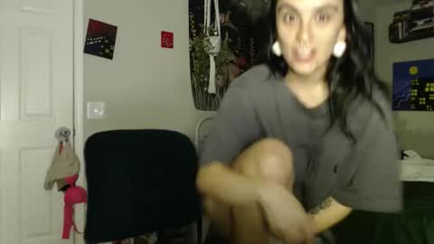 Snapshot of glitterspace chatting on October 23, 2025, 4:01 am anna online show from October 23, 2025, 4:01 am