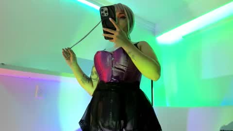 Mimi online show from February 12, 2025, 8:40 pm