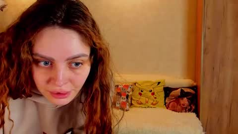 Gloria Wood online show from February 26, 2025, 5:17 pm