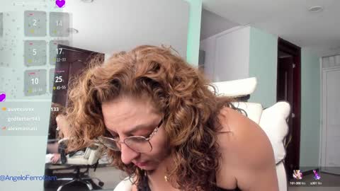 Snapshot of gloriacrespo chatting on January 23, 2025, 7:29 pm gloriacrespo online show from January 23, 2025, 7:29 pm